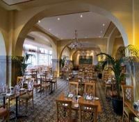 Hotel Pastana Carlton - Dining